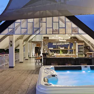 *** Hotel Hotel Daun Bali Seminyak Indonesia